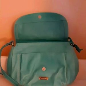 The Trend leather Women's Crossbody Bag green NWOT